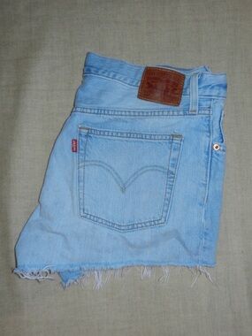 Levi's 501 Women’s Denim Shorts